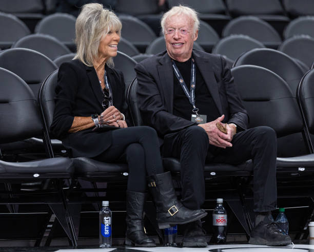 巅峰对决：NBA总决赛背后的故事