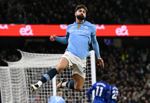 风云足球，见证每一粒进球的荣耀时刻！