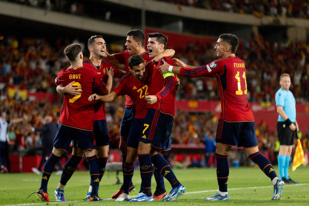 从法甲到沙特联赛，姆巴佩年薪在足坛能排第几？